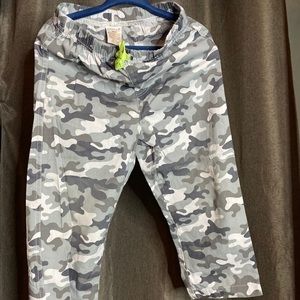 Cutie pie camouflage pants for baby
